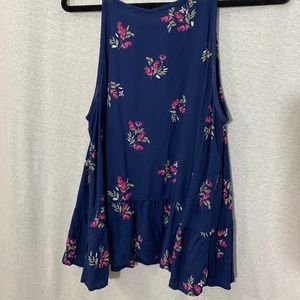 Arizona Jean Company Floral Tank